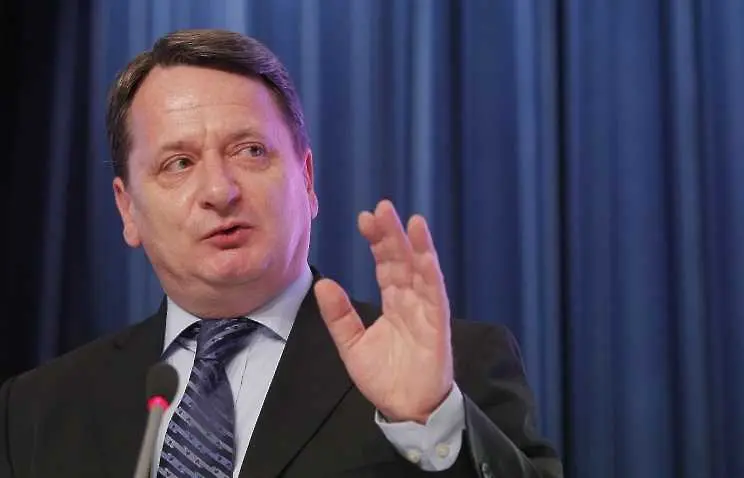 EП свали имунитета на унгарски евродепутат, заподозрян в шпионаж за Русия
