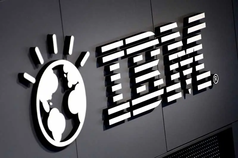 Приходите на IBM се сринаха повече от очакваното
