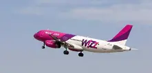 Пътник атакува пилотската кабина на самолет на Wizz Air