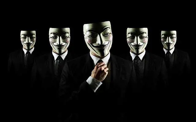Anonymous започна борба срещу ККК