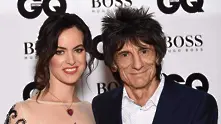 На 68 г., Рони Ууд от Rolling Stones ще стане баща