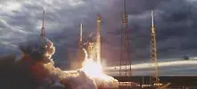 Ракетата-носител Falcon 9 излетя и се върна успешно на Земята