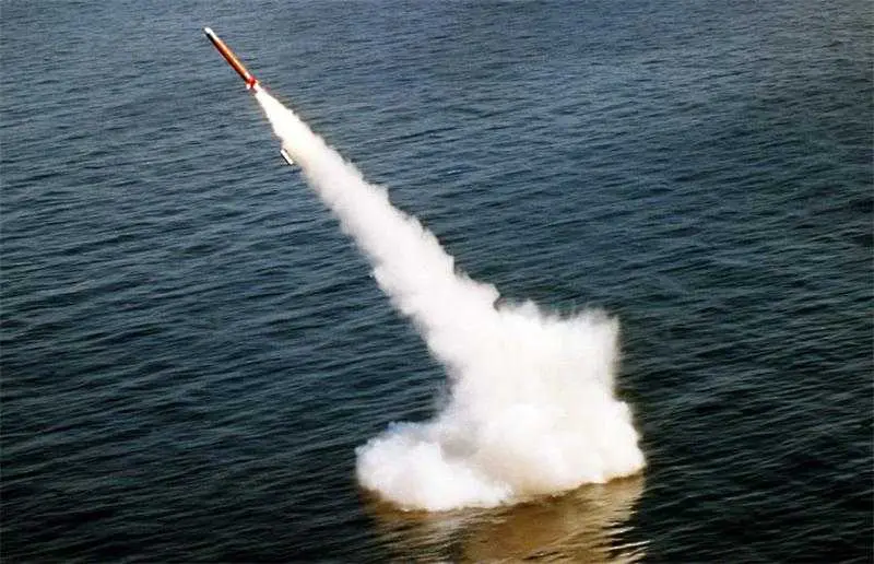 Руска подводница е изстреляла за пръв път крилати ракети срещу ДАЕШ