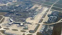 70 служители на парижките летища с отнети пропуски заради радикализация