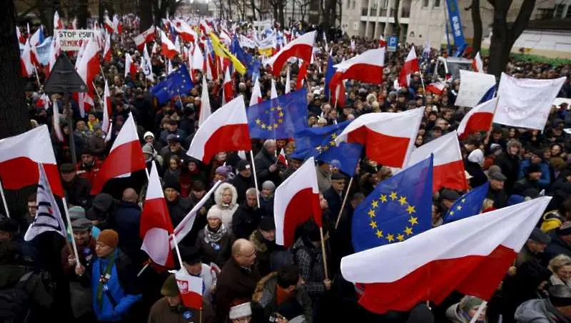 ЕС може да лиши Полша от право на глас заради новия медиен закон