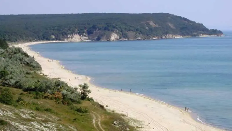 Морето отнема по 25-26 декара годишно от крайбрежието на България 