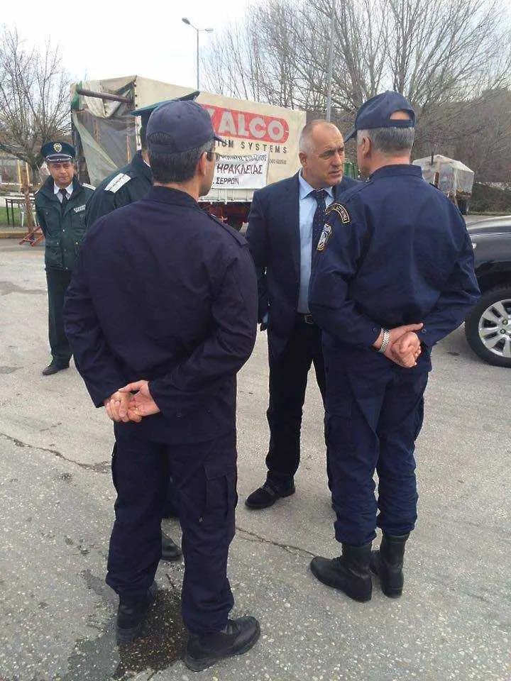 Борисов се закани на гръцките фермери, полицаи и митничари