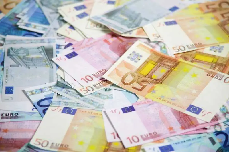 България ще вземе 2 млрд. евро нов външен дълг