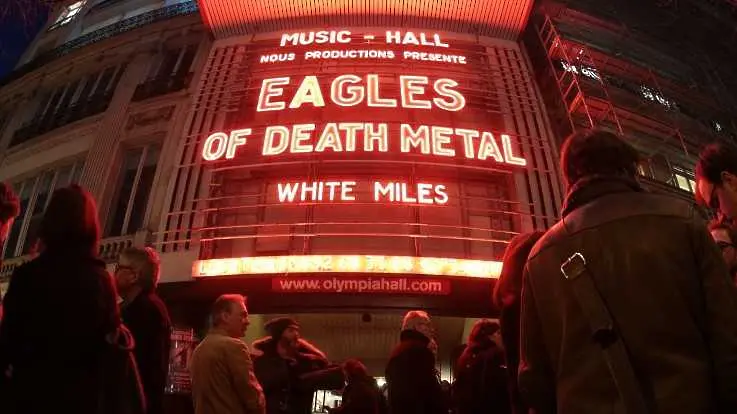 Eagles of Death Metal направиха концерт за оцелелите от Батаклан“