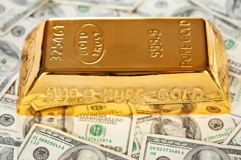 Русия парира долара със злато