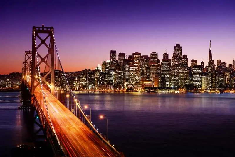  Властите в Сан Франциско искат да върнат $174 на Стив Джобс