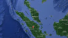 Мощен трус разтърси Индонезия, издадена е тревога за цунами