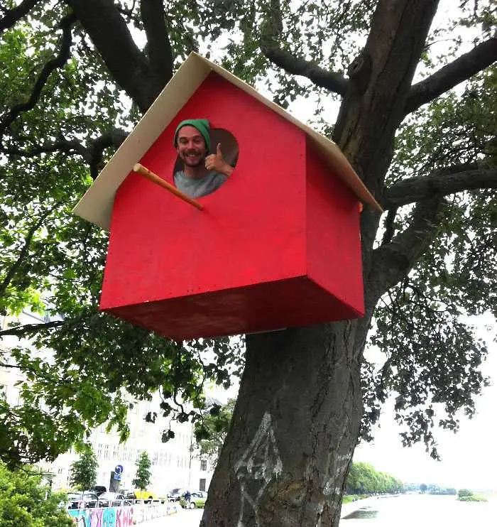 Над 3500 къщички за птици направи дизайнер от Дания