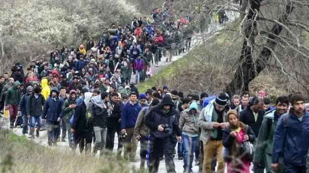 Мигранти търсят нов път към вътрешността на Македония