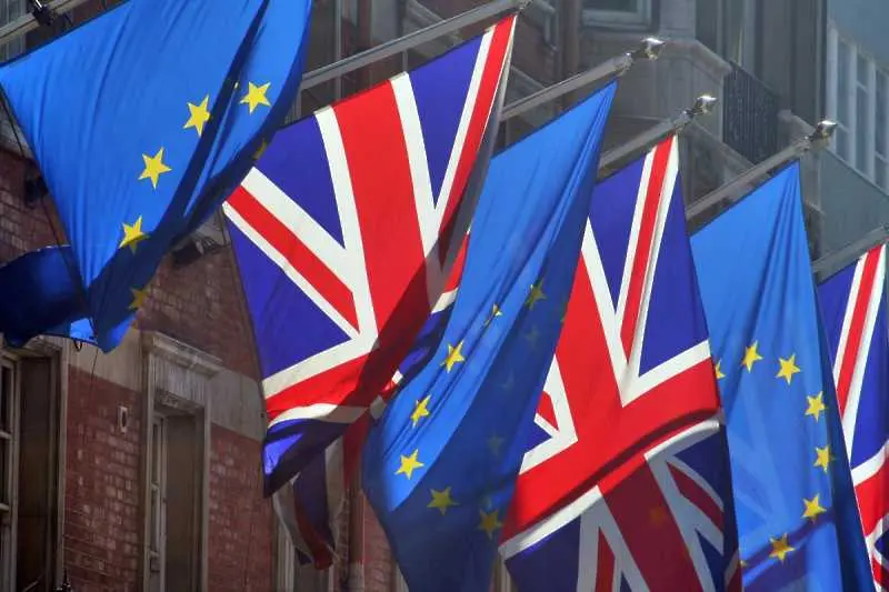 Moody’s предупреди Великобритания, че ще стане уязвима, ако напусне ЕС