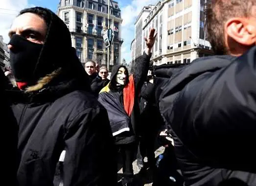 Полиция разпръсна митинг на националисти в Брюксел 
