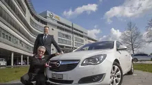 Opel Insignia измина над 2000 километра само с едно зареждане