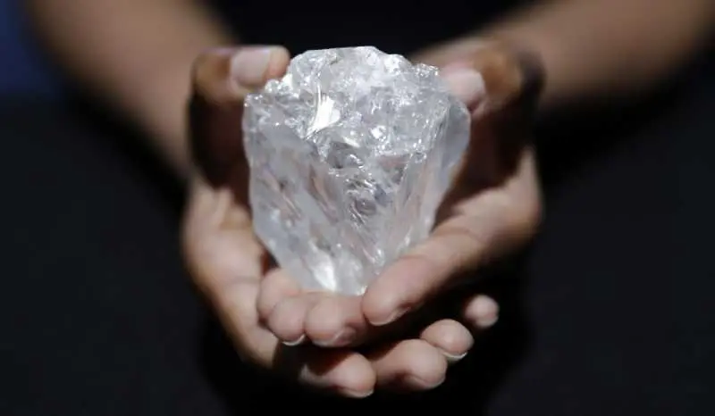 Най-големият необработен диамант се продава на търг