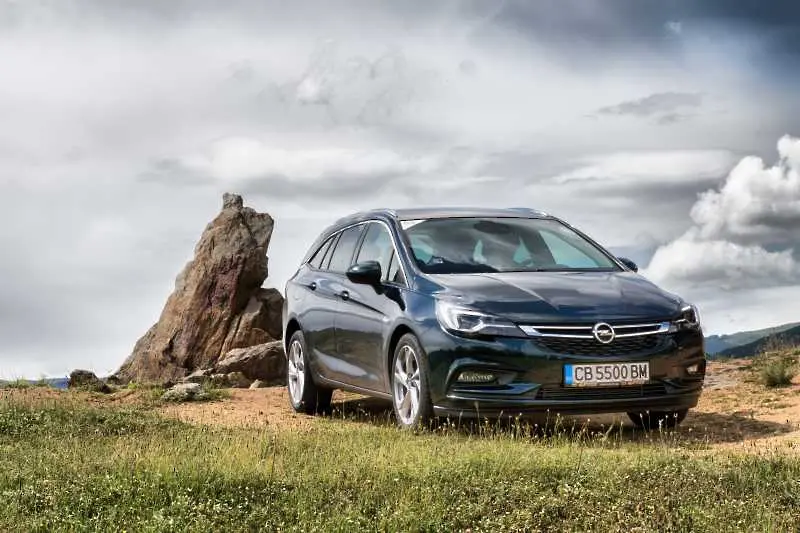 Astra Sport Tourer – повече от комби