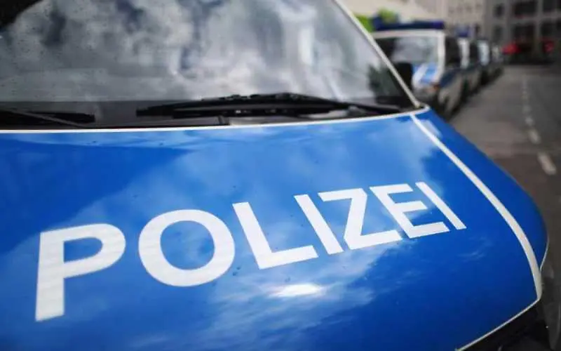 Нападателят в Германия носел граната и пояс с експлозиви