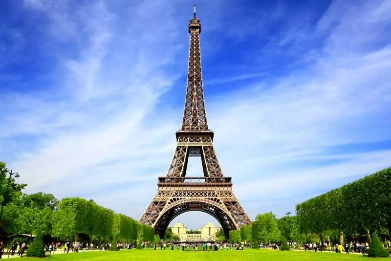 Франция кани големите компании от лондонското Сити да се преместят в Париж