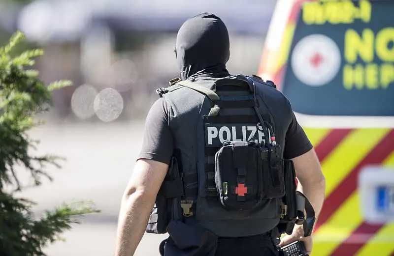 Афганистанец нападна с брадва пътници на влак в Германия