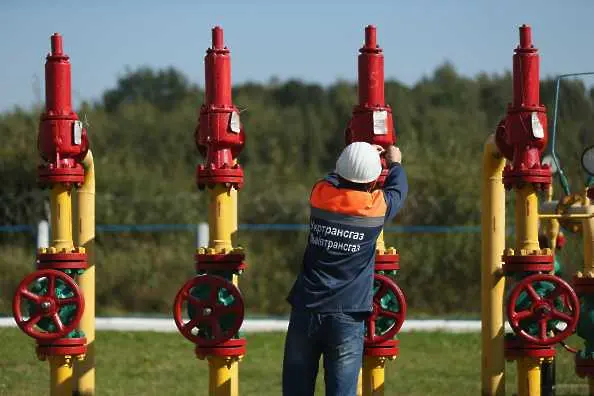 „Газпром” предупреди за възможен срив в транзита на синьо гориво за Европа