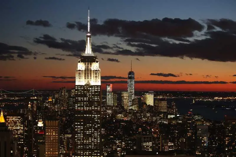 Катарският държавен фонд купува дял от Емпайър стейт билдинг в Ню Йорк