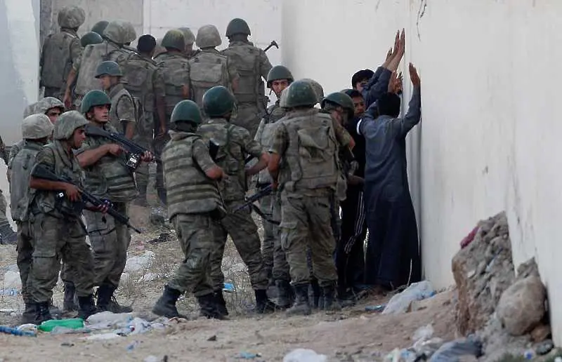 Сирийски кюрди определиха турската офанзива като обявяване на война
