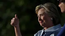 Хилари Клинтън: Зави ми се свят, сега съм добре