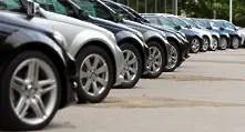 Fiat Chrisler изтегля близо 2 милиона автомобила