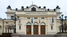 Не подкрепям никого остава и  ще се зачита, отпада таванът за секции в чужбина