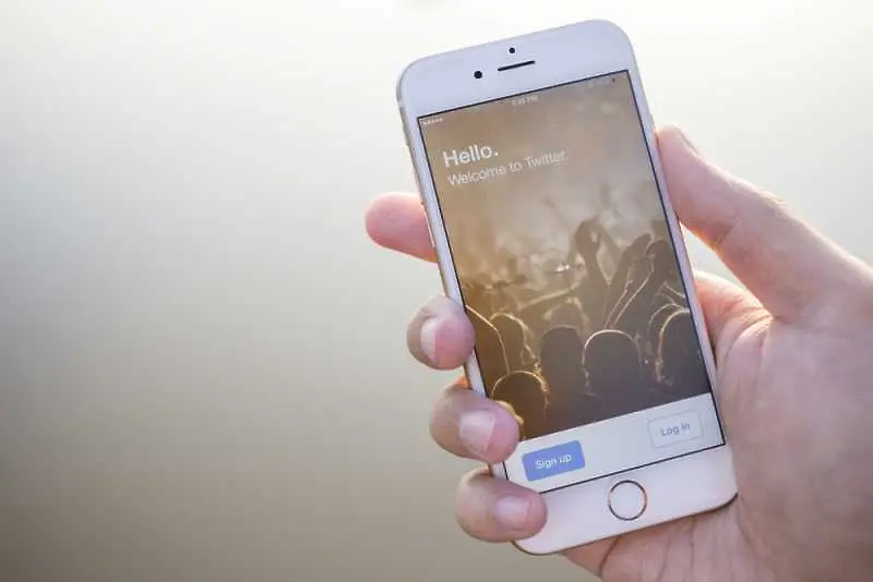 Apple ще сменя безплатно дефектирали батерии на iPhone 6s