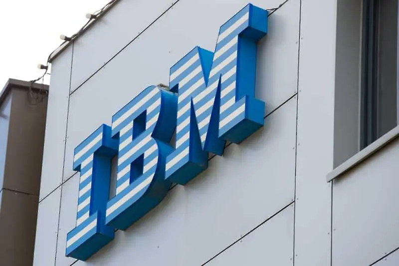 IBM обеща да наеме 25 000 служители през следващите четири години