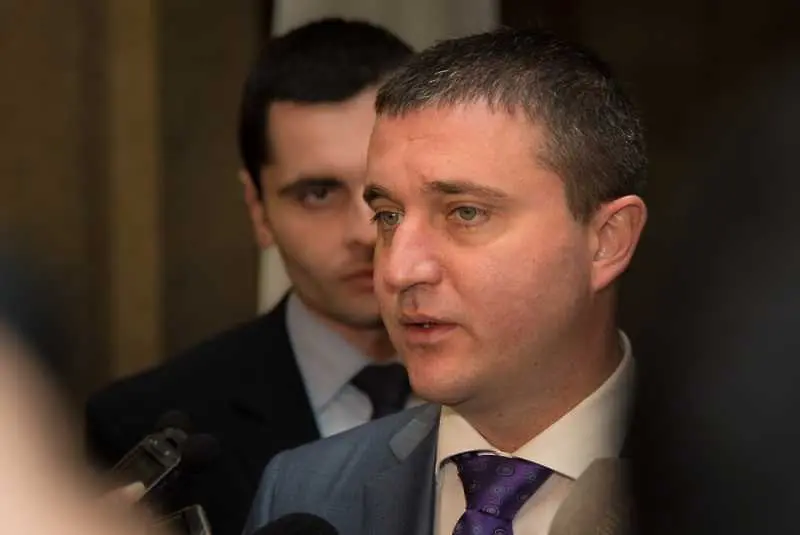 Горанов иска предсрочни избори, Сидеров призовава за отговорност (обновена)