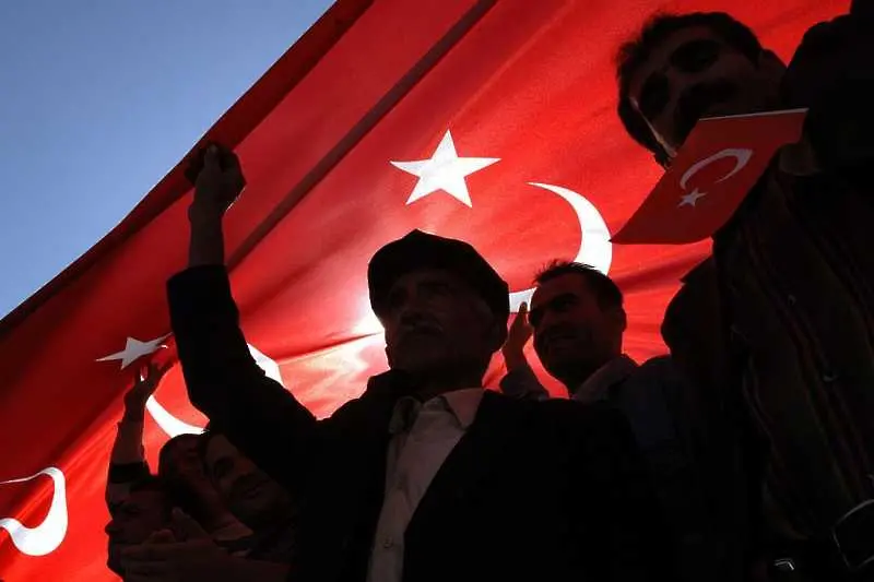 Турция забрани демонстрациите 