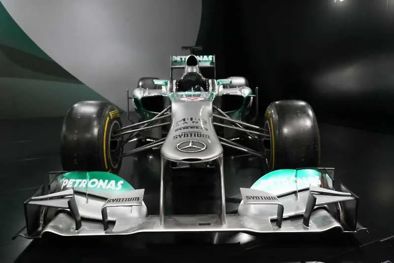 Mercedes няма да бърза с избора на заместник на Розберг