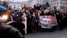 Гръцките фермери засега няма да блокират границата с България