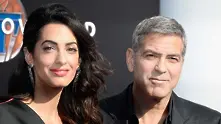 Майката на Джордж Клуни потвърди, че чака внучета, момиче и момче