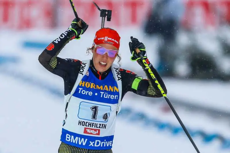 Биатлонистката Лаура Далмайер постави рекорд по медали