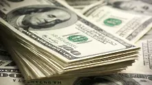 Щатският долар тръгна нагоре след оптимистичен коментар от Фед