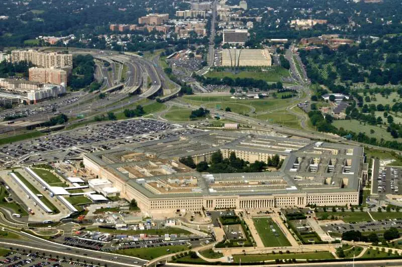 Пентагонът с план за „бърз погром” над „Ислямска държава”