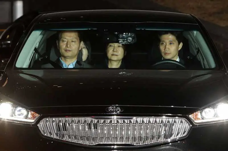 Арестуваха бившия президент на Южна Корея по обвинение в корупция