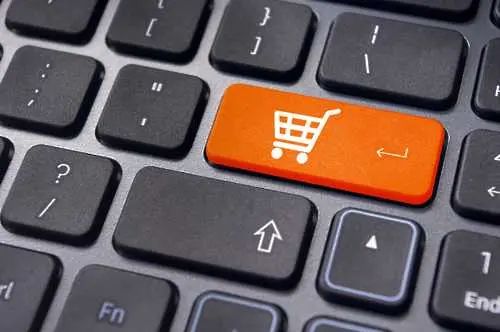 Българите пазаруват онлайн заради удобство