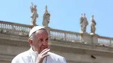 Папата започва двудневна визита в Египет