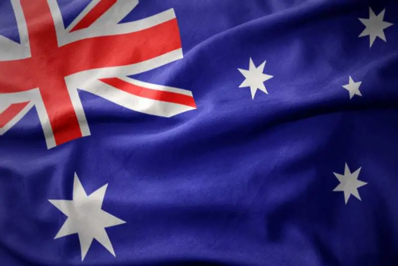 Австралия премахва временната работна виза
