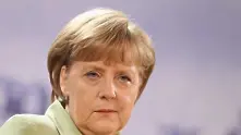 Партията на Меркел увеличава преднината си пред социалдемократите