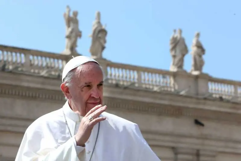Папа Франциск: Не използвайте думата „майка“ за бомба