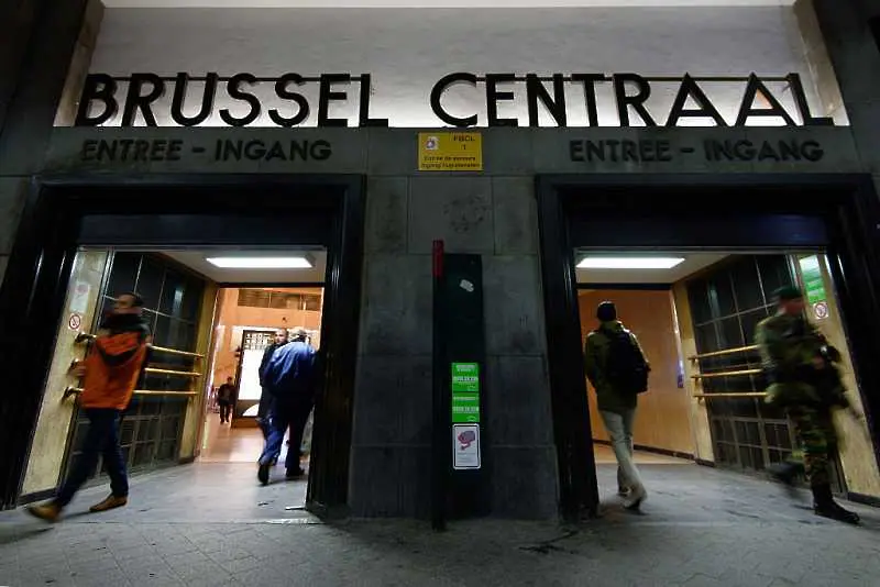 Неутрализираха човек с експлозиви на централната гара в Брюксел