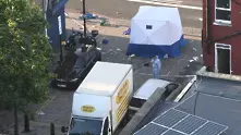 Мъж нападна с обувалка хора до централната джамия в Лондон